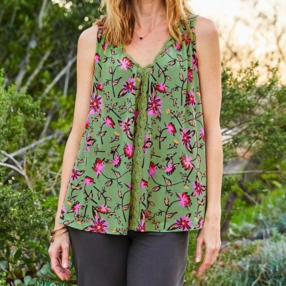 NWT Matilda Jane Weekend Away Green Floral Lace V Neck Lace Stretch Tank Top XL